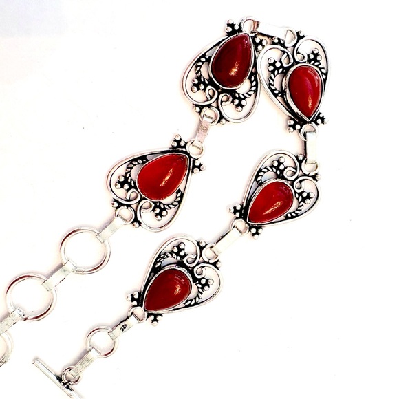 5 silver hearts with Carnelian in each. The size of the bracelet, 71/2 -8 -81/2 - Picture 4 of 5